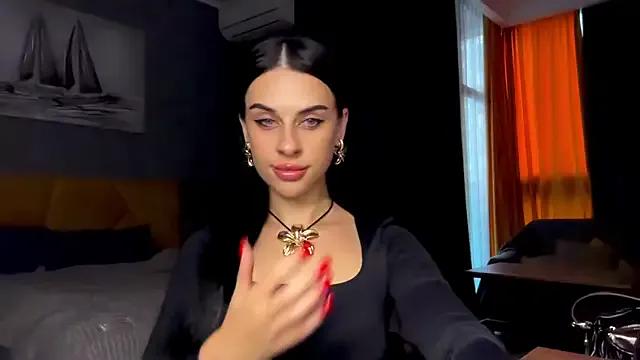 MariaValverdeee from StripChat is Freechat