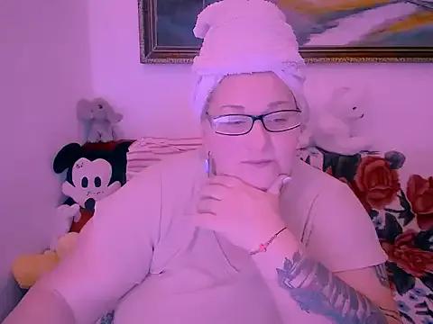 MarryBigBoobs69 from StripChat is Freechat