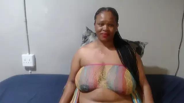 MarthaMILF from StripChat is Freechat