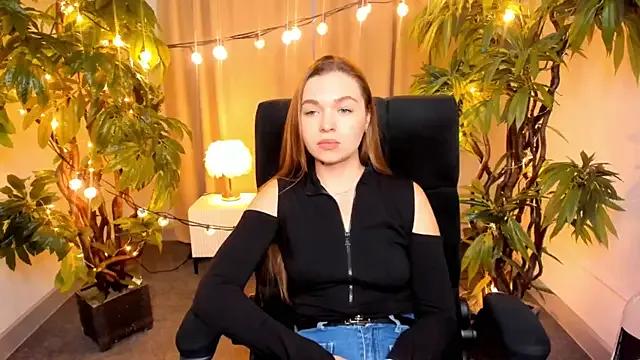 MaryHamilton from StripChat is Freechat