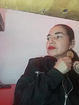 MaryRoze_ from StripChat is Freechat