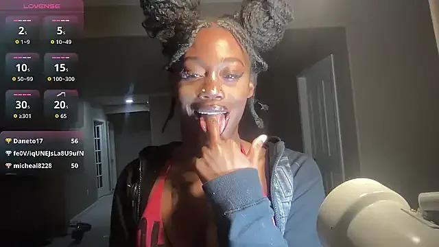 maskedgirl5005 from StripChat is Freechat