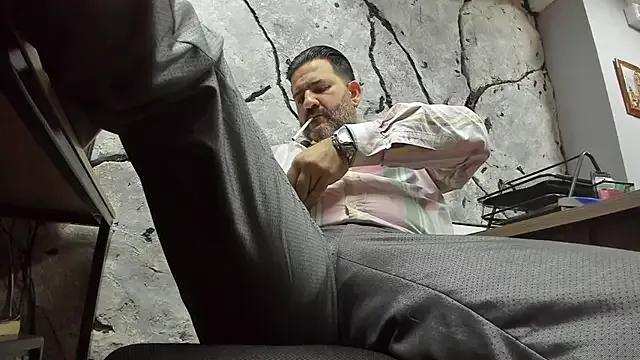 Find your cherished anal broadcaster match with our advanced interactive search and filtering options, allowing you to tailor-make your live event desires.