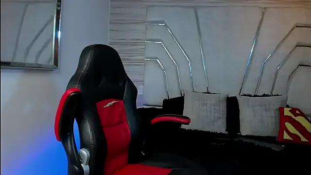 MAXTHOMSON from StripChat is Freechat