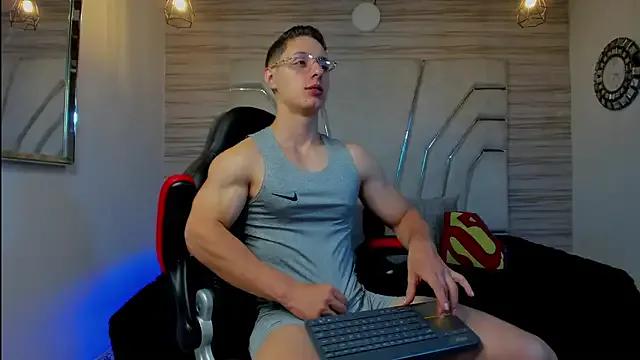 MAXTHOMSON from StripChat is Freechat