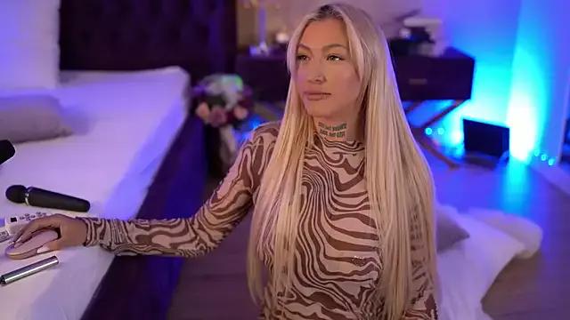 MazeSin from StripChat