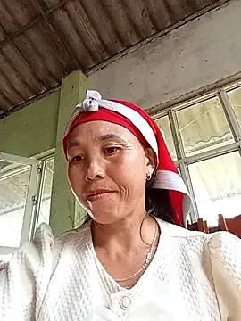 Find your cherished anal broadcaster match with our advanced interactive search and filtering options, allowing you to tailor-make your live event desires.