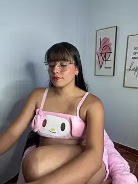 Find your cherished anal broadcaster match with our advanced interactive search and filtering options, allowing you to tailor-make your live event desires.