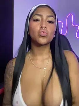 Find your cherished anal broadcaster match with our advanced interactive search and filtering options, allowing you to tailor-make your live event desires.