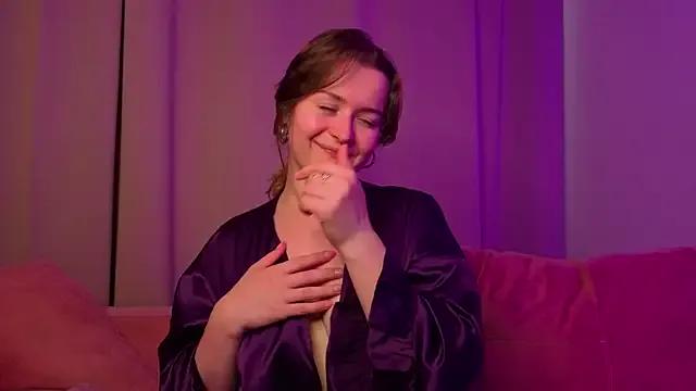 MeghanEdge from StripChat is Freechat