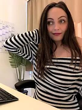 Find your cherished anal broadcaster match with our advanced interactive search and filtering options, allowing you to tailor-make your live event desires.