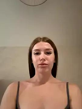 MelissaPinkiss from StripChat is Freechat