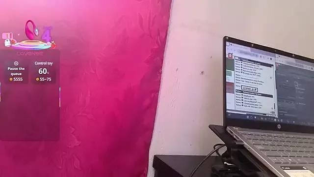 MelodyySweetie from StripChat is Freechat