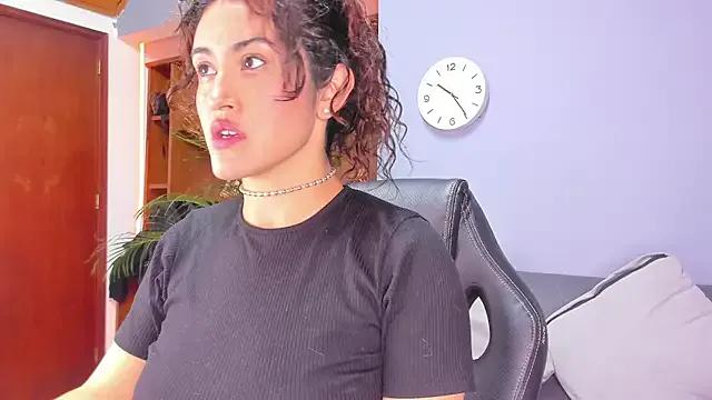 Find your cherished anal broadcaster match with our advanced interactive search and filtering options, allowing you to tailor-make your live event desires.