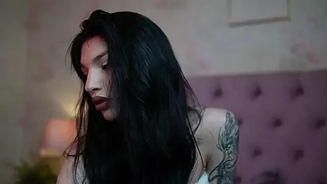 MiamiCandy from StripChat is Freechat