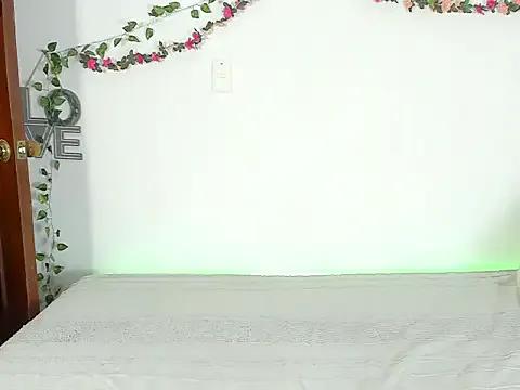 michell_anyeli from StripChat is Freechat