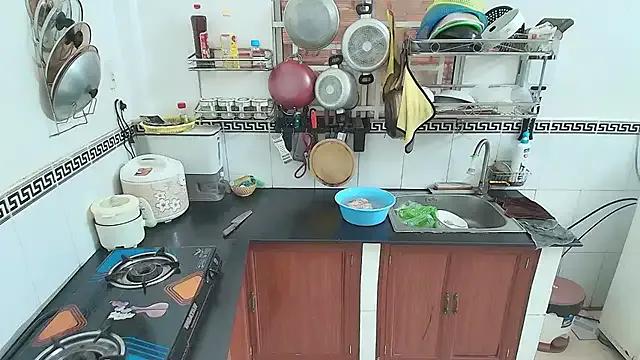 Mie_baby2k from StripChat is Freechat