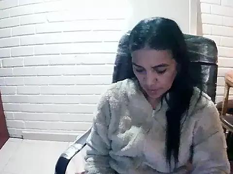 Find your cherished anal broadcaster match with our advanced interactive search and filtering options, allowing you to tailor-make your live event desires.