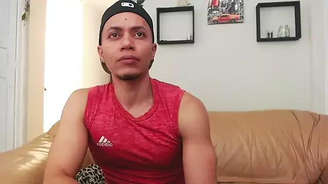 mike_rolly_hot from StripChat is Freechat