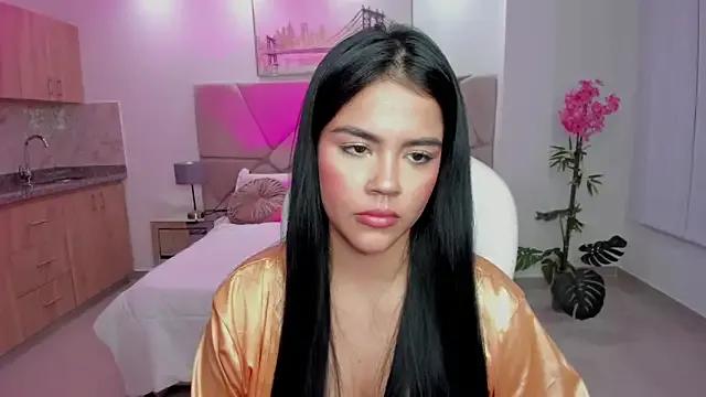 Mila_blaze from StripChat is Freechat