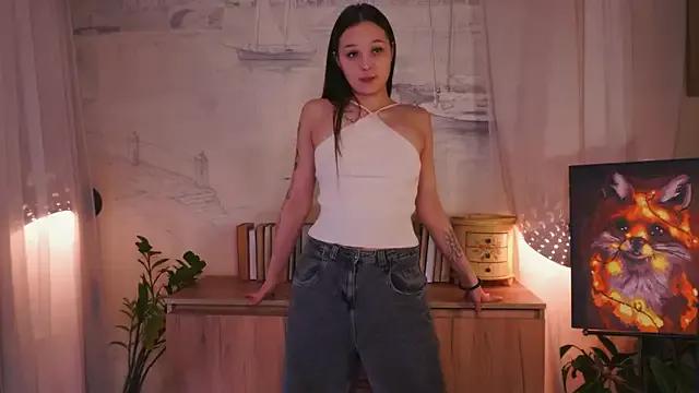 MilaMagnotti from StripChat is Freechat