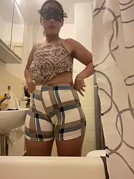 Milana_UK from StripChat is Freechat