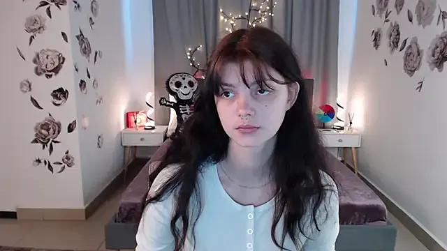 MileyRood from StripChat is Freechat