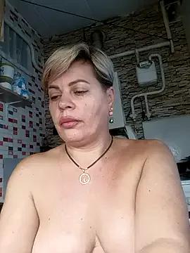 MilkySky from StripChat is Freechat