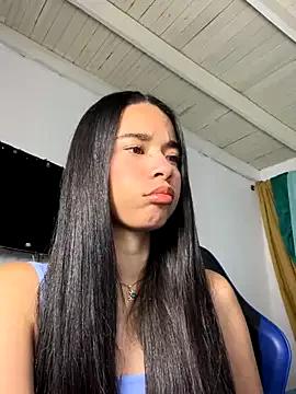 Milleradhara24 from StripChat is Freechat