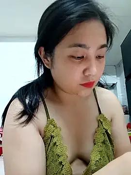 Minn-cute from StripChat is Freechat