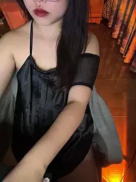 Find your cherished anal broadcaster match with our advanced interactive search and filtering options, allowing you to tailor-make your live event desires.