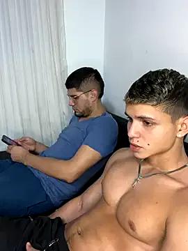 mirallesandbig from StripChat is Freechat