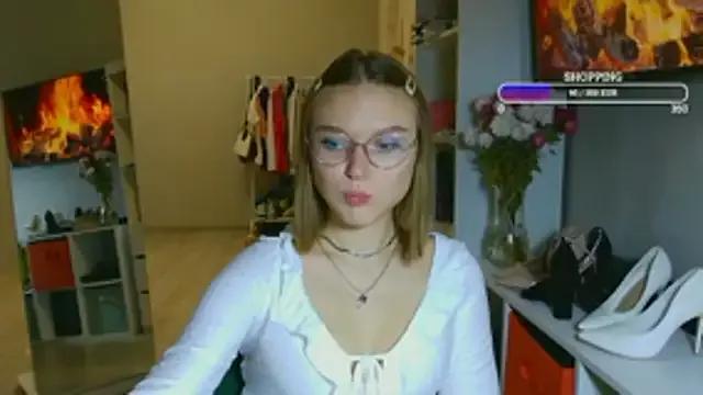 Miss_Diamond_Maria from StripChat is Freechat
