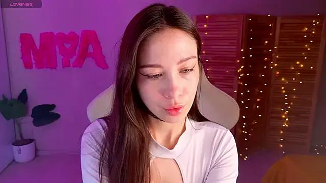 Miss_Mia_Murr from StripChat