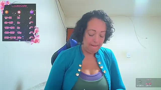 Miss_Oriana from StripChat is Freechat