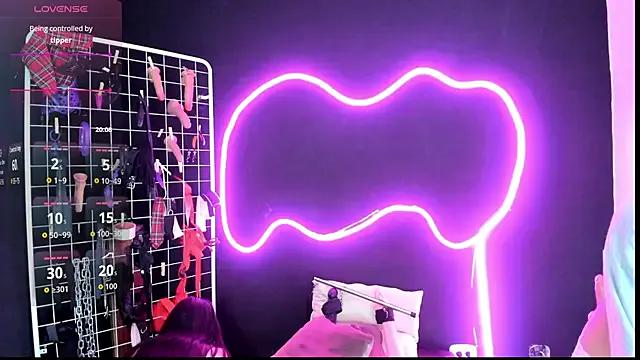 Mistress_Megan_BDSM from StripChat is Freechat