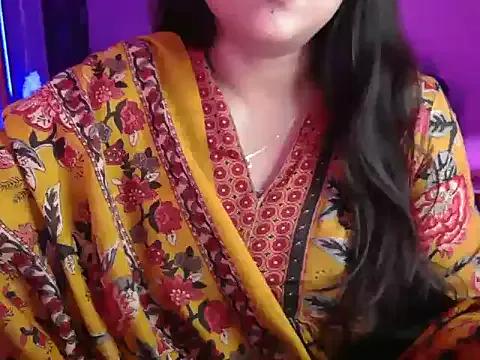 Mitikaa from StripChat