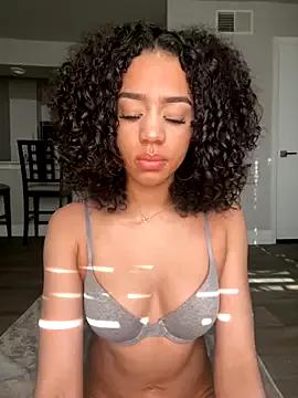 mixedbabygigi from StripChat is Freechat