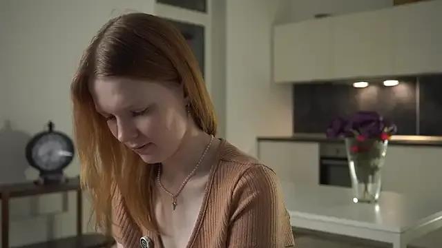 MollyBushh from StripChat is Freechat