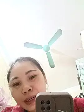 Moon-night222 on StripChat 