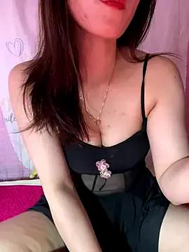 Moon_pusy from StripChat is Freechat