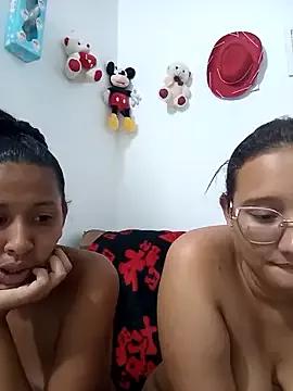 Morenita-sexi1 from StripChat is Freechat