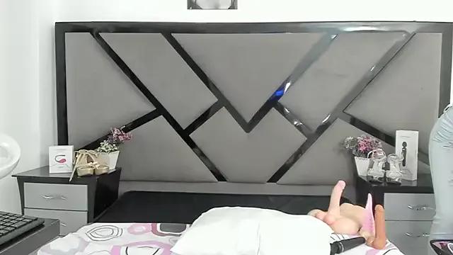 Find your cherished anal broadcaster match with our advanced interactive search and filtering options, allowing you to tailor-make your live event desires.