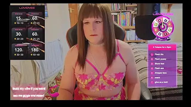 NaughtyCatherineClimax74 from StripChat is Freechat