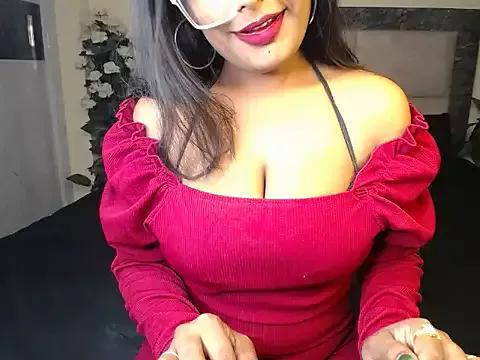 Naughtyy_stripgirl from StripChat is Freechat