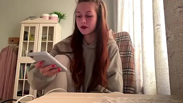 Nayra_flash from StripChat is Freechat