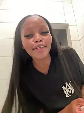 Neelo-Smith from StripChat is Freechat