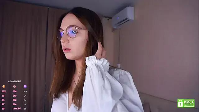 NguyetHankey from StripChat is Freechat
