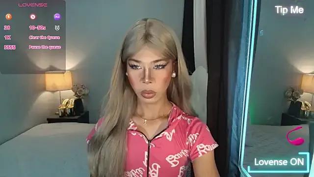 NicoleAshleyxxx from StripChat is Freechat