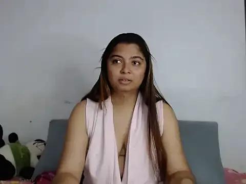 NicollGreen from StripChat is Freechat